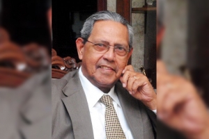 El ministro de Cultura valora la trayectoria de vida del locutor Bueno Torres y lamenta su muerte