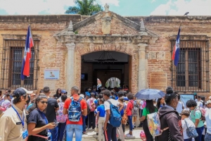 Fin de semana de ofertas en la Feria del Libro