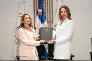 Cultura y programa Sup&eacute;rate firman convenios para impulsar la industria artesanal local