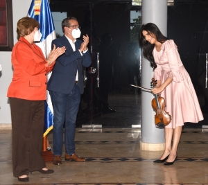 Ministerio de Cultura ofrece presentaci&oacute;n musical a cargo de la prestigiosa violinista Aisha Syed