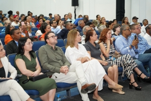 Escritor israel&iacute; Adolfo Roitman afirma: &ldquo;La tecnolog&iacute;a es ef&iacute;mera, la palabra es eterna&rdquo;