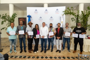 Ministerio de Cultura entrega Premio Nacional de Artesan&iacute;a 2022