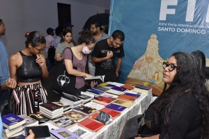Libreros coinciden en que las ventas en la Feria del Libro han superado a las de ediciones anteriores