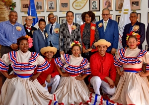 Reconocidos int&eacute;rpretes y compositores fueron homenajeados en el D&iacute;a Nacional del Merengue