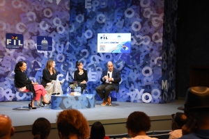 Autoficci&oacute;n, autobiograf&iacute;a e historia, coloquio en la FILSD 2024