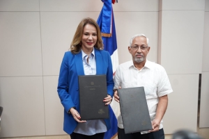 Cultura y MINERD acuerdan fortalecer educaci&oacute;n art&iacute;stica y mejorar infraestructura acad&eacute;mica cultural