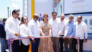 Vicepresidenta Raquel Pe&ntilde;a encabeza inauguraci&oacute;n del remodelado Centro de la Cultura de Santiago