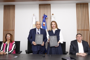 Cultura y CONAPE firman convenio para promover iniciativas culturales a favor de los adultos mayores