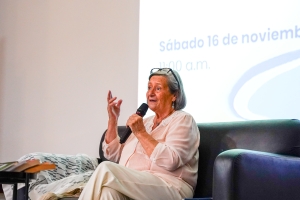 La escritora mexicana Paloma Saiz Tejero habl&oacute; en la FILSD2024 de la importancia de estimular la lectura