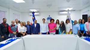 Roberto &Aacute;ngel encabeza reuni&oacute;n del Plan Frontera en Pedernales