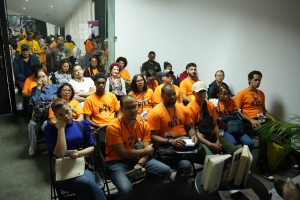 Jochy Herrera reflexiona sobre la fragilidad del cuerpo y el poder transformador de la enfermedad en la Feria del Libro