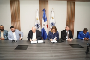 MINC y Comisi&oacute;n de Fomento al Ordenamiento Territorial firman acuerdo para proteger el patrimonio cultural nacional