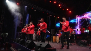 Chiquito Team Band encendi&oacute; la tarima en &lsquo;Noches de Navidad&rsquo;