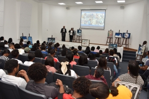 Expertos participan en panel sobre los aportes de la educaci&oacute;n art&iacute;stica a la cultura de la paz
