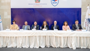 Cultura e instituciones internacionales inauguran seminario para la preservaci&oacute;n del patrimonio arquitect&oacute;nico en madera