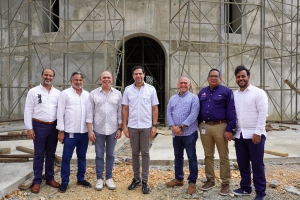 Roberto &Aacute;ngel Salcedo visita construcci&oacute;n de obras culturales en Ciudad Juan Bosch