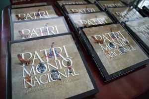 Cultura y Banco Popular realizan donaci&oacute;n del libro &lsquo;Patrimonio Nacional. Joyas dominicanas de la cultura y la naturaleza&rsquo;