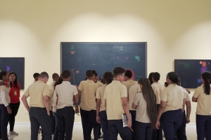 Cientos de estudiantes visitaron este viernes los museos de la Plaza de la Cultura durante &ldquo;Noches de Navidad&rdquo;