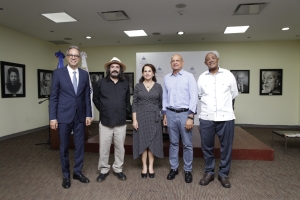 Mario Boj&oacute;rquez dicta conferencia &lsquo;La po&eacute;tica de hoy (hacia una poes&iacute;a del resentimiento)&rsquo;
