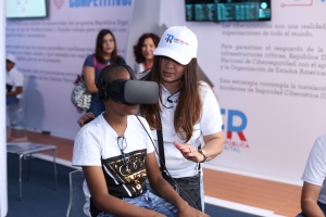 Rep&uacute;blica Digital hace clic con el p&uacute;blico de la Feria Internacional del Libro (FILSD2018)