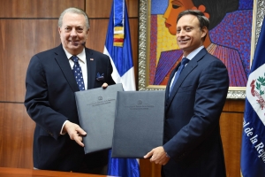 Cultura y la Procuradur&iacute;a firman convenio contra la violencia de g&eacute;nero