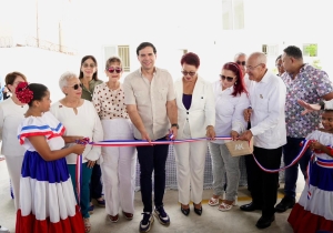 Roberto &Aacute;ngel Salcedo inaugura Academia de la M&uacute;sica T&iacute;pica en Puerto Plata