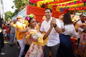 Roberto &Aacute;ngel lanza en San Francisco de Macor&iacute;s el nuevo programa Calle Cultura